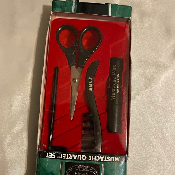 Burt For Men’s Vintage Mustache Quartet 4pc. Set - Picture 2 of 3